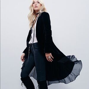 Elegant Black Velvet Women's Coat